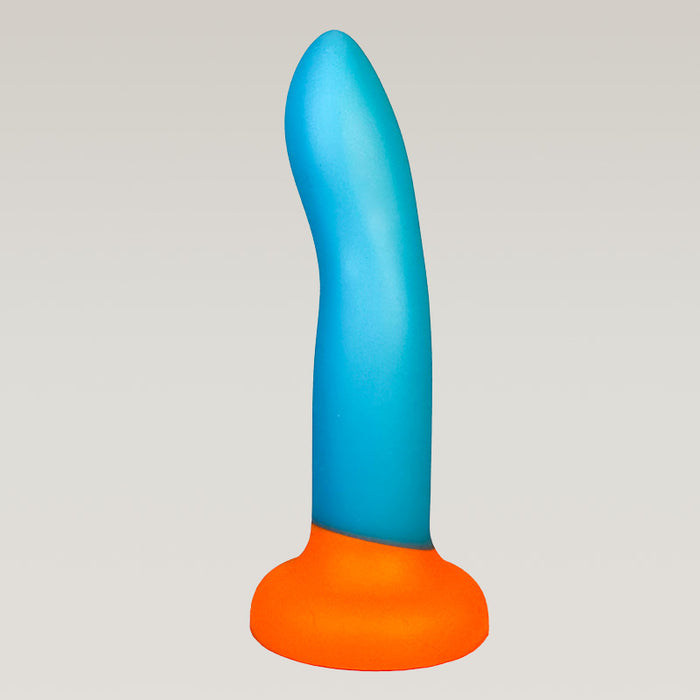 RETRO Firm Silicone Suction Cup Dildo 7 Inch